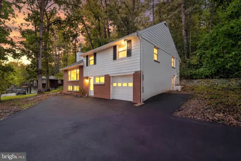 156 GYPSY LANE