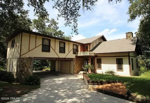 960 Lake Cove Trail