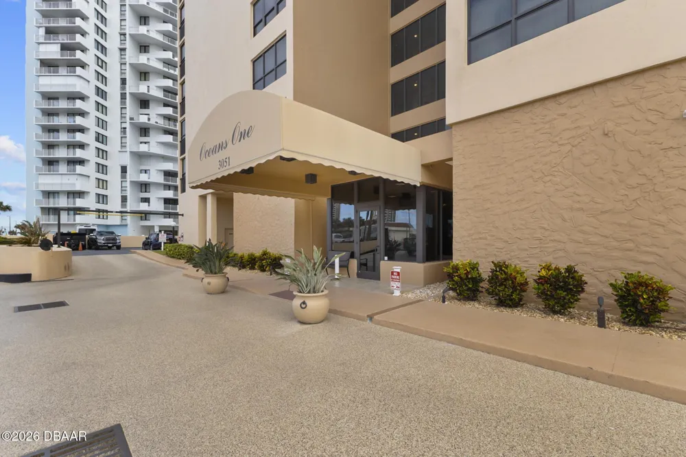 3051 S Atlantic Avenue #1004 Daytona Beach Shores, FL 32118