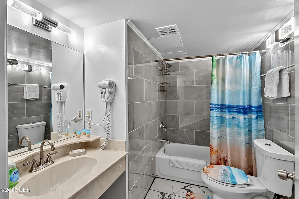1909 S Atlantic Avenue #424 Daytona Beach Shores, FL 32118