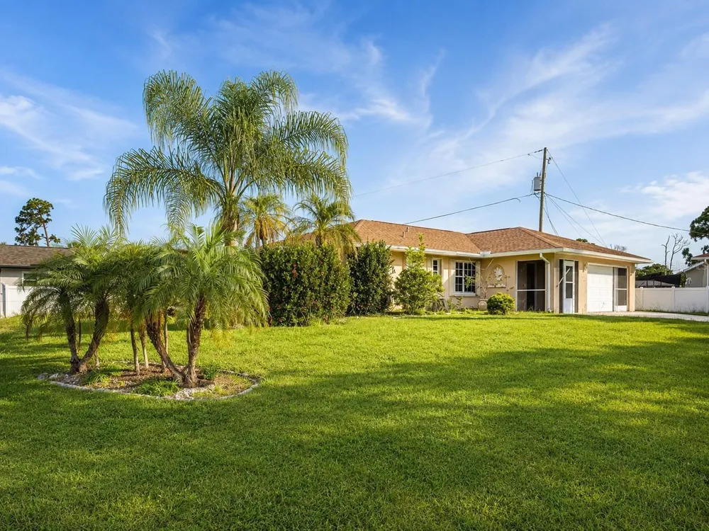 440 W TARPON BOULEVARD NW Port Charlotte, FL 33952