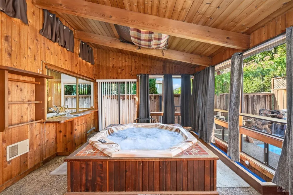 4440 Tanglewood Way Napa, CA 94558