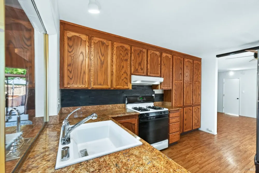 4440 Tanglewood Way Napa, CA 94558