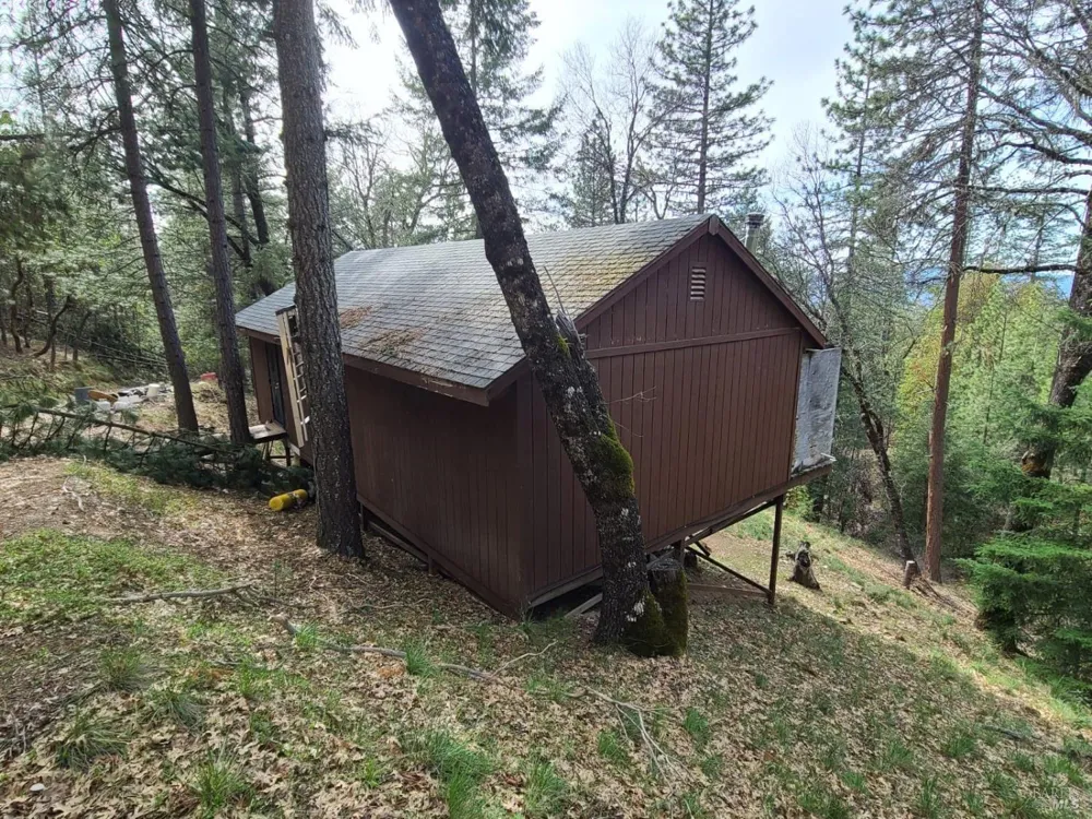 47700 Bentley Ridge Road Covelo, CA 95428