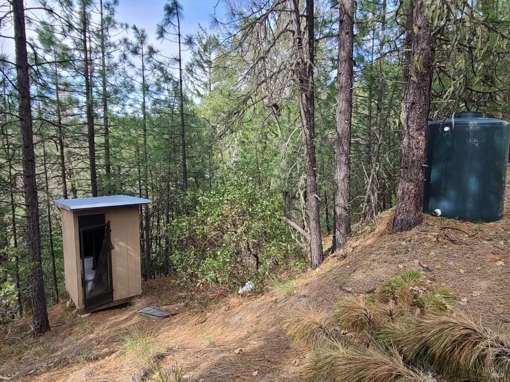 47700 Bentley Ridge Road Covelo, CA 95428
