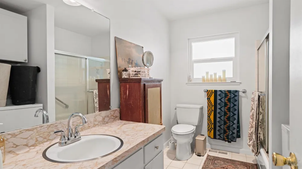 277 Railroad Avenue Woodacre, CA 94973