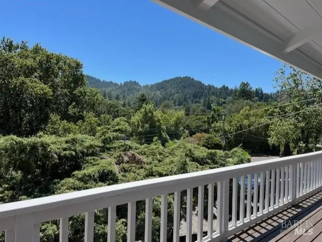 277 Railroad Avenue Woodacre, CA 94973