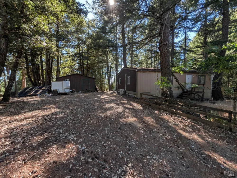 3955 Blackhawk Drive Willits, CA 95490