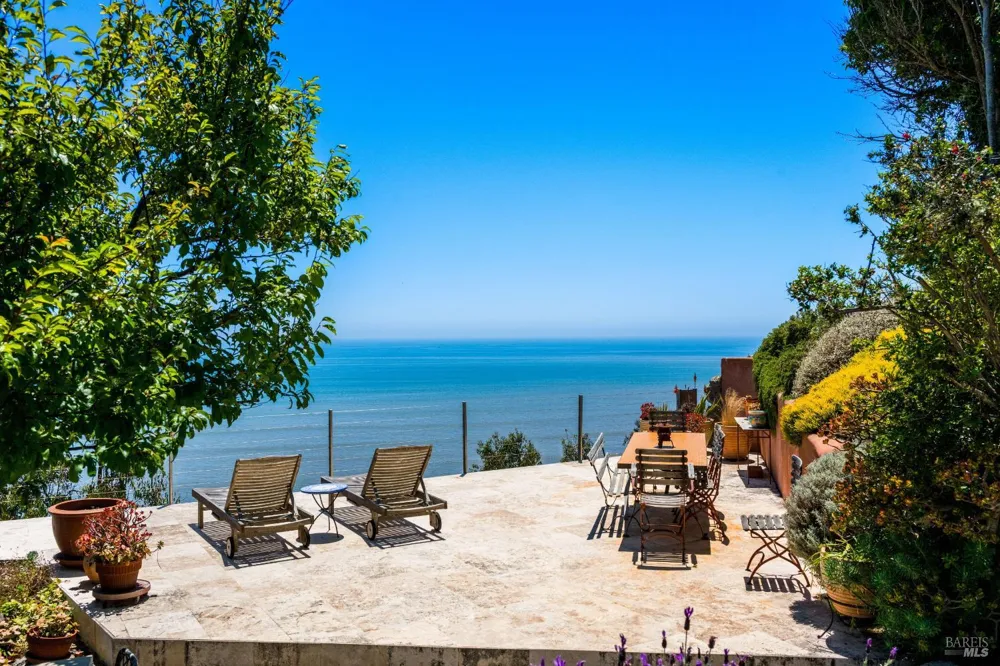 41 Ocean Avenue Bolinas, CA 94924