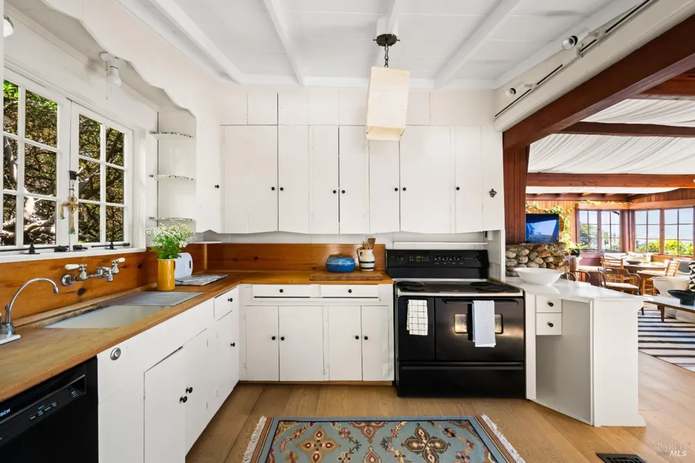 41 Ocean Avenue Bolinas, CA 94924