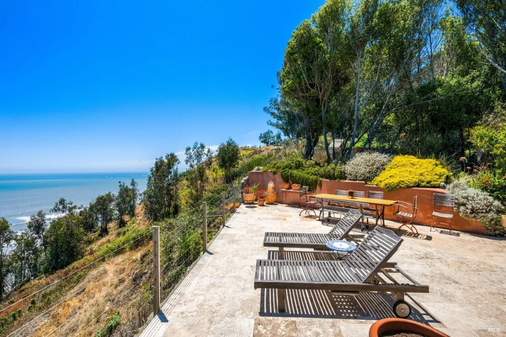 41 Ocean Avenue Bolinas, CA 94924