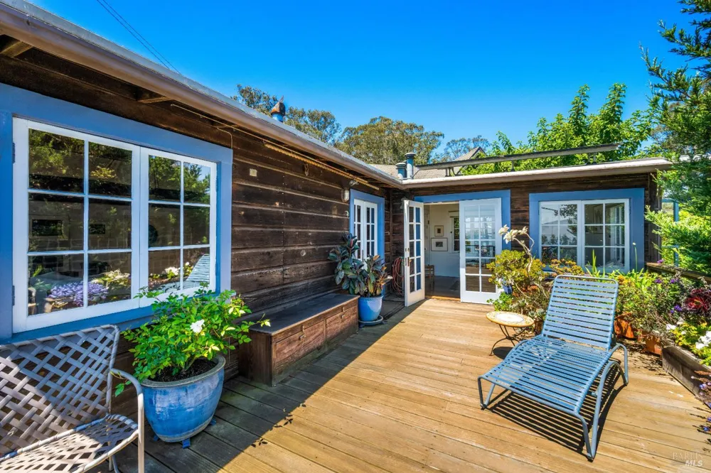 41 Ocean Avenue Bolinas, CA 94924