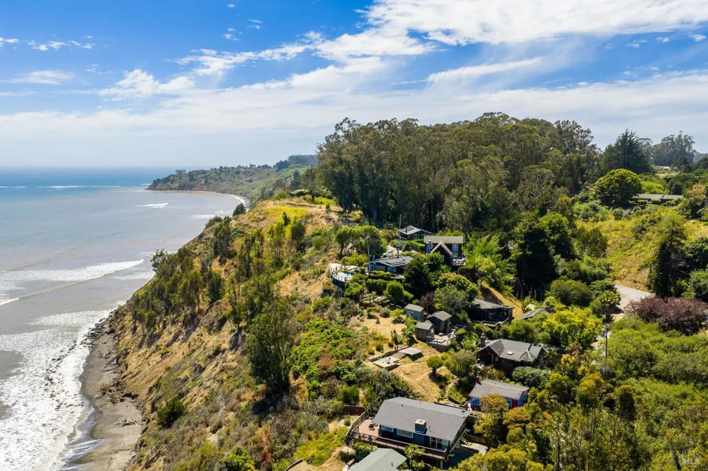 41 Ocean Avenue Bolinas, CA 94924