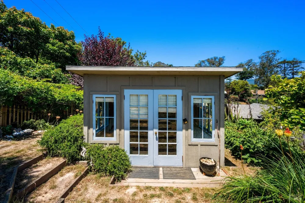 41 Ocean Avenue Bolinas, CA 94924
