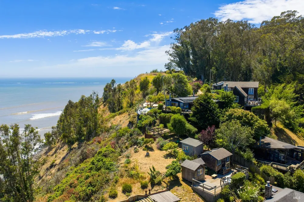41 Ocean Avenue Bolinas, CA 94924