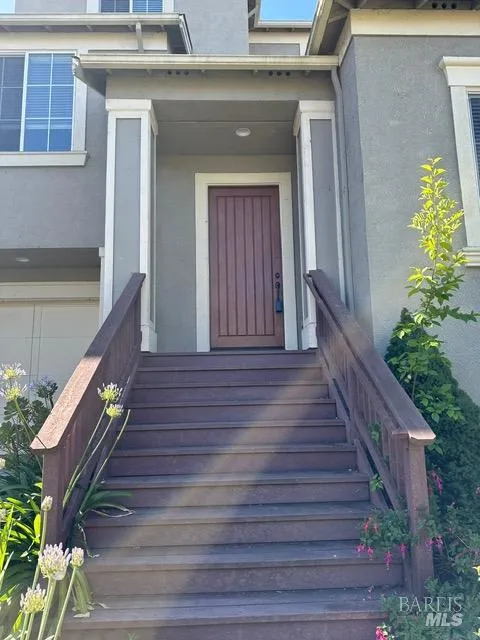 1944 Cooper Drive Santa Rosa, CA 95404