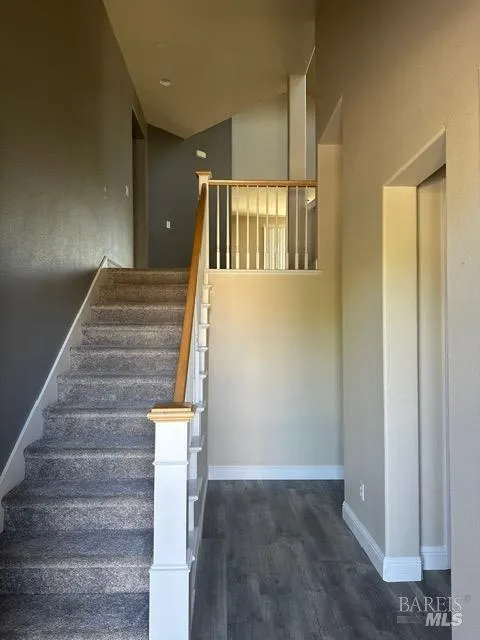 1944 Cooper Drive Santa Rosa, CA 95404