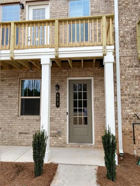 523 Headwind Way