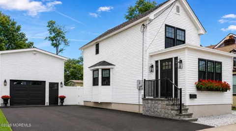 23 Manchester Avenue