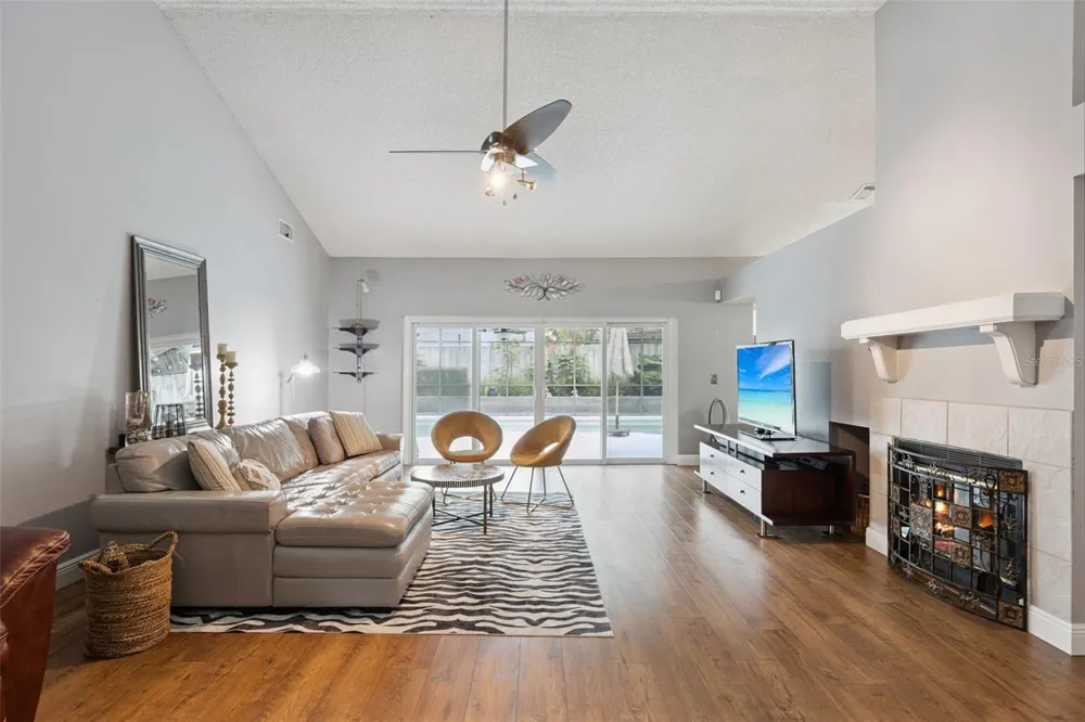 680 TOMLINSON TERRACE Lake Mary, FL 32746