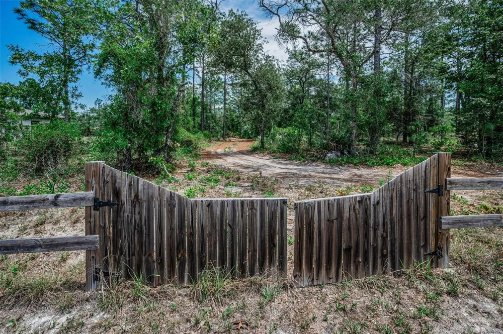 12132 FRANKWOOD ROAD Weeki Wachee, FL 34614