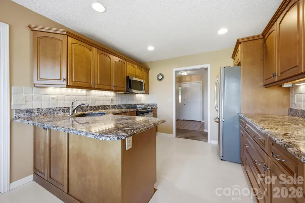 1870 Riverview Court Hendersonville, NC 28739
