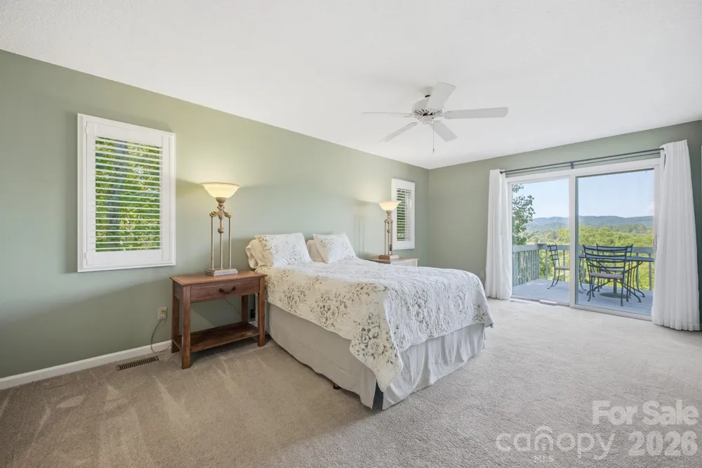 1870 Riverview Court Hendersonville, NC 28739