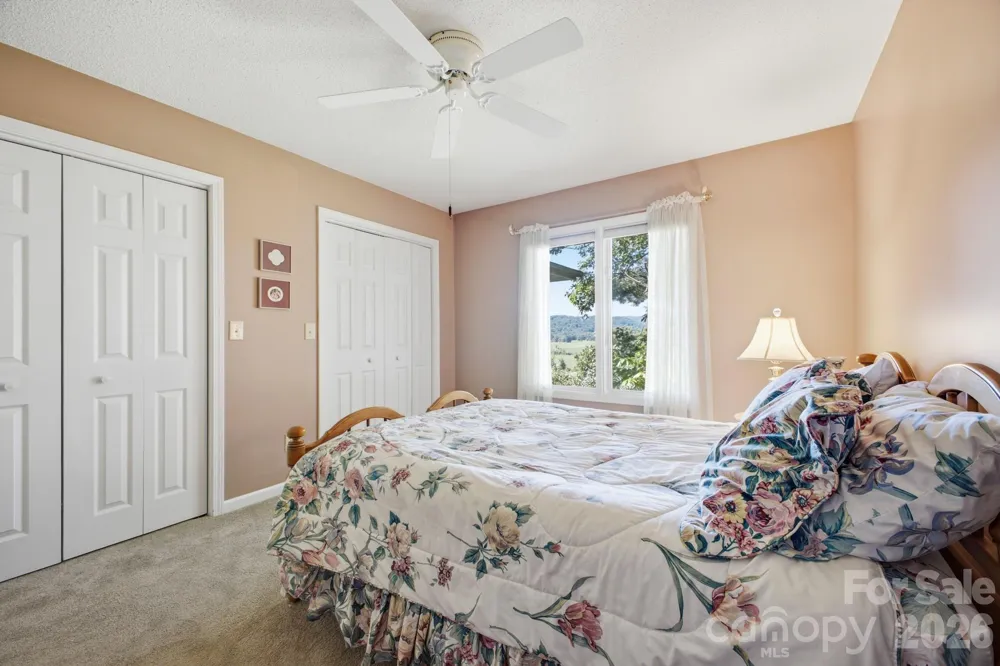 1870 Riverview Court Hendersonville, NC 28739