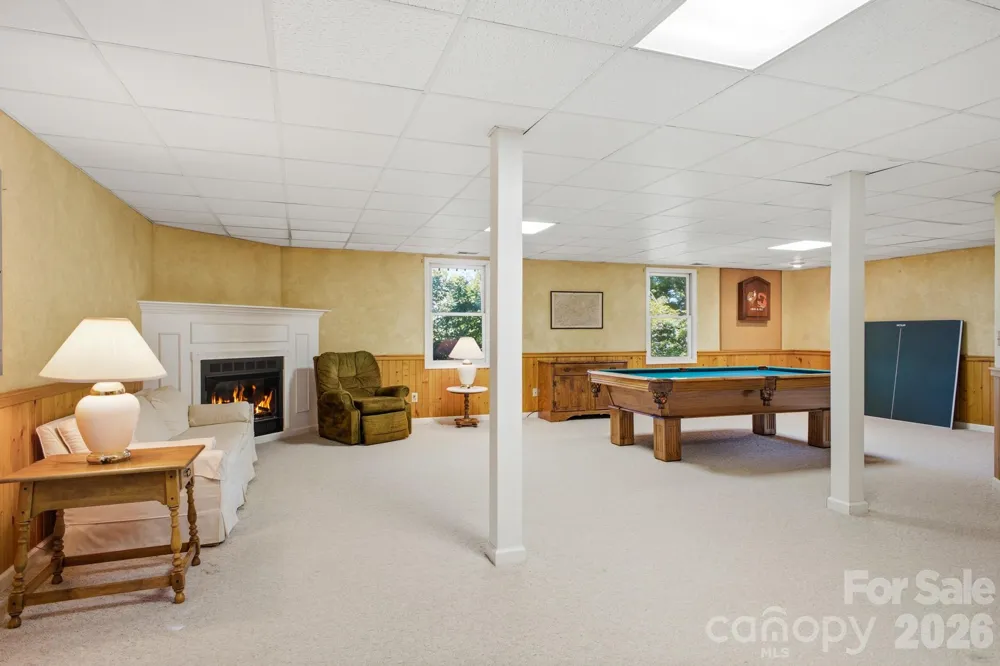 1870 Riverview Court Hendersonville, NC 28739