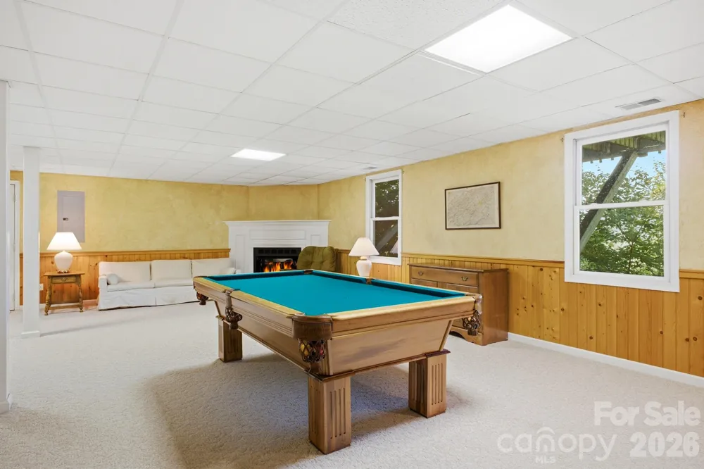 1870 Riverview Court Hendersonville, NC 28739