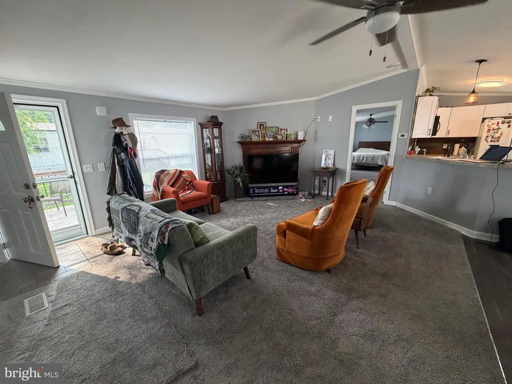 10 VAGABOND ROAD Middletown, PA 17057