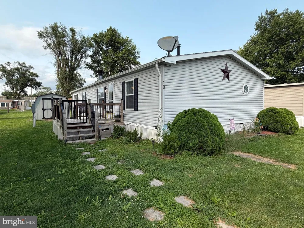 10 VAGABOND ROAD Middletown, PA 17057