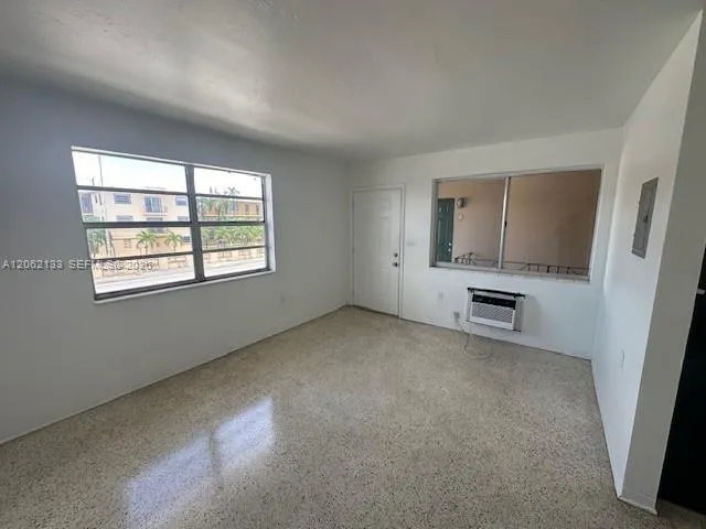 6430 W Flagler St #6 Miami, FL 33144