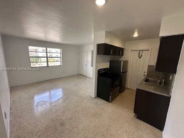 6430 W Flagler St #6 Miami, FL 33144