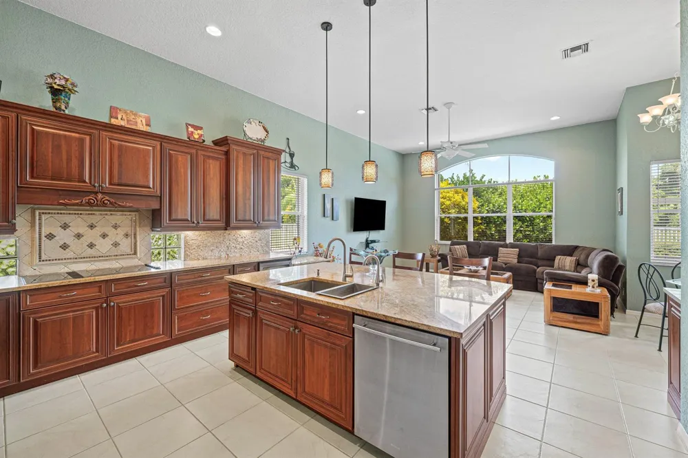 18648 Ocean Mist Drive Boca Raton, FL 33498