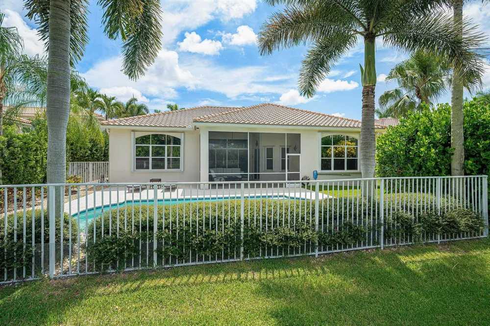 18648 Ocean Mist Drive Boca Raton, FL 33498