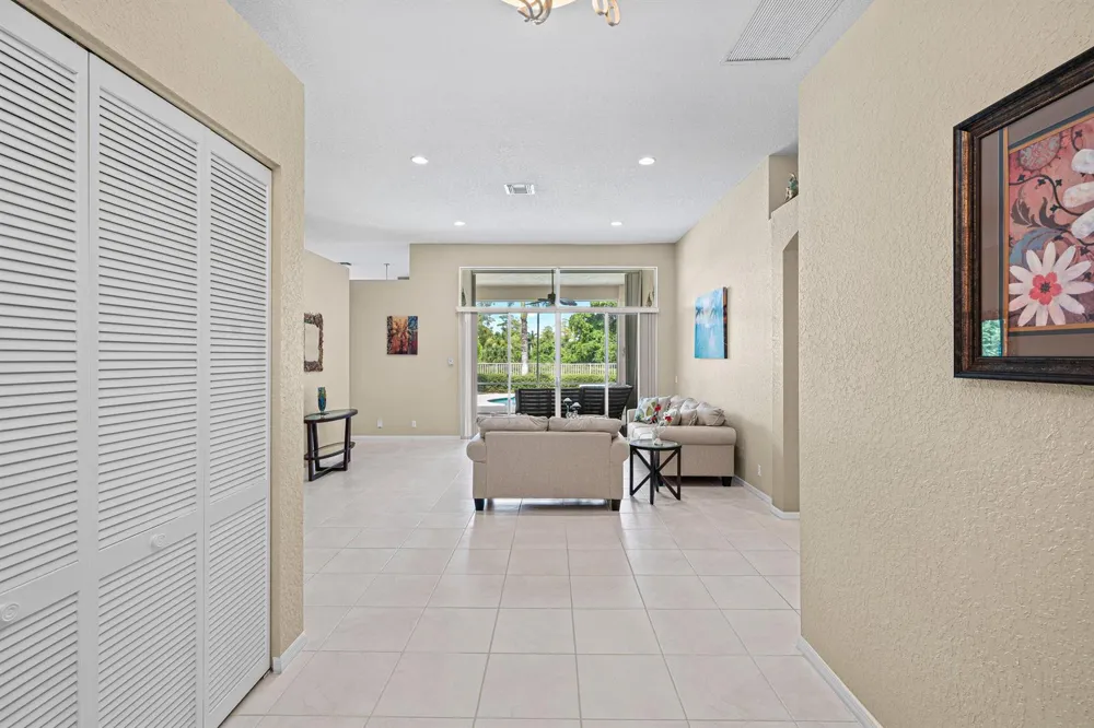 18648 Ocean Mist Drive Boca Raton, FL 33498