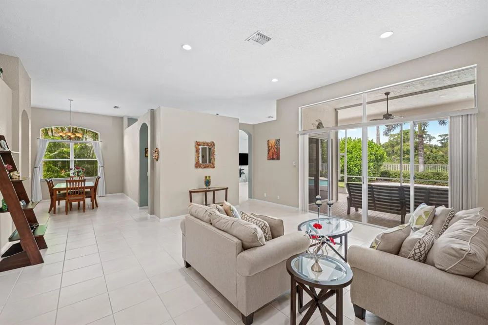 18648 Ocean Mist Drive Boca Raton, FL 33498