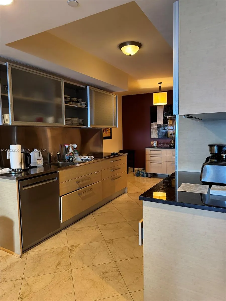 1850 S Ocean Dr #4203 Hallandale Beach, FL 33009