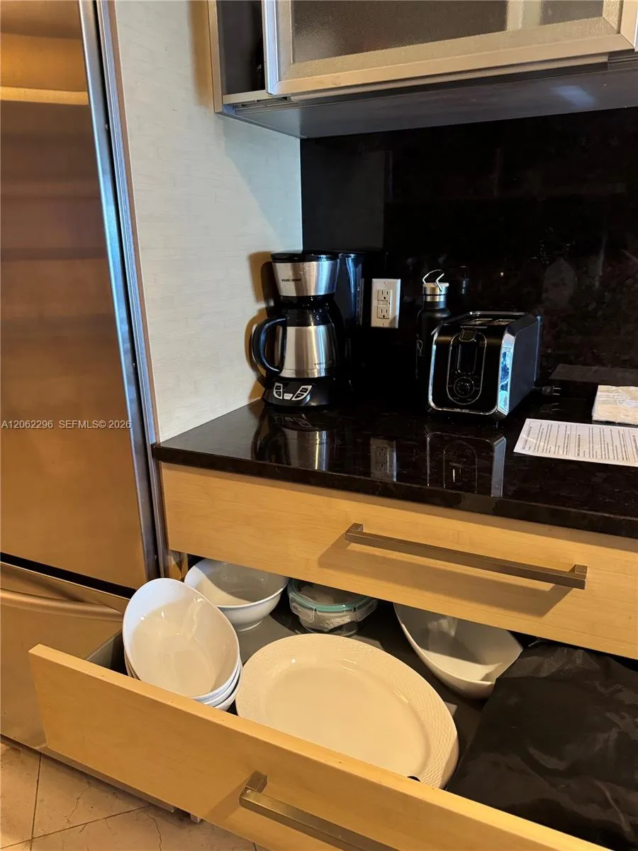 1850 S Ocean Dr #4203 Hallandale Beach, FL 33009