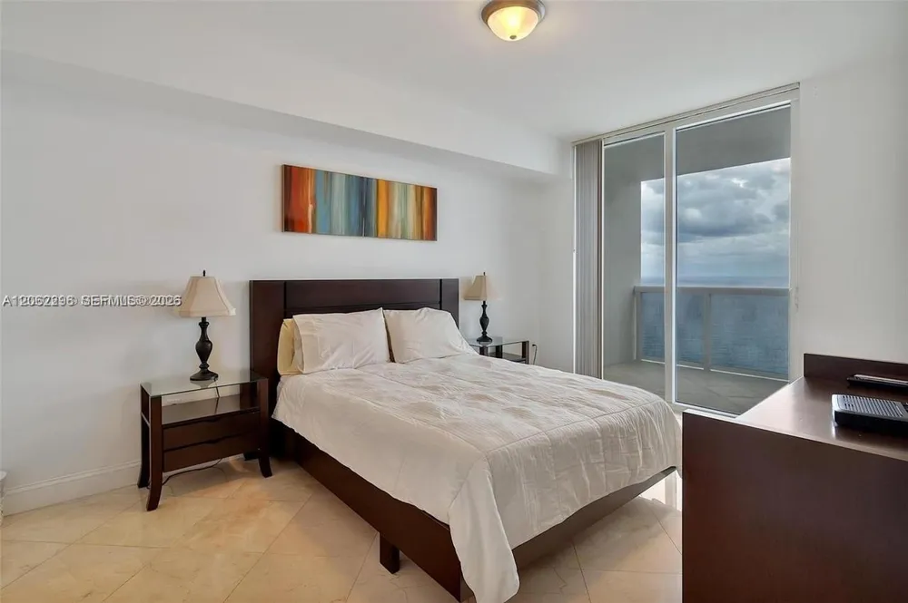 1850 S Ocean Dr #4203 Hallandale Beach, FL 33009