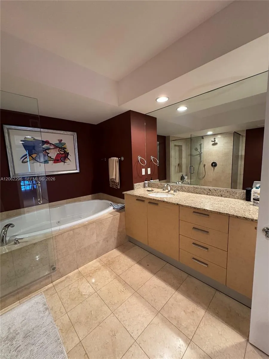 1850 S Ocean Dr #4203 Hallandale Beach, FL 33009