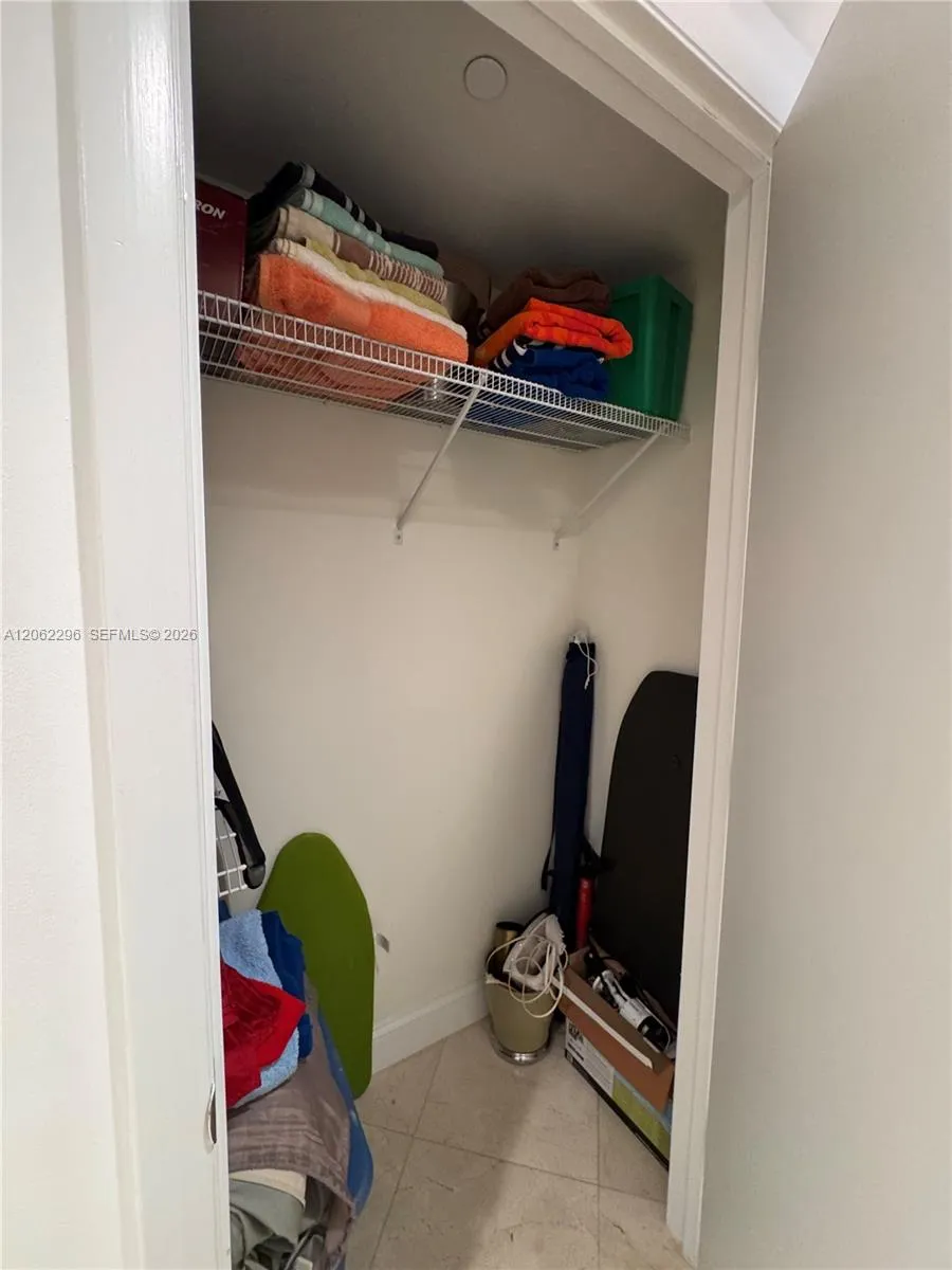 1850 S Ocean Dr #4203 Hallandale Beach, FL 33009