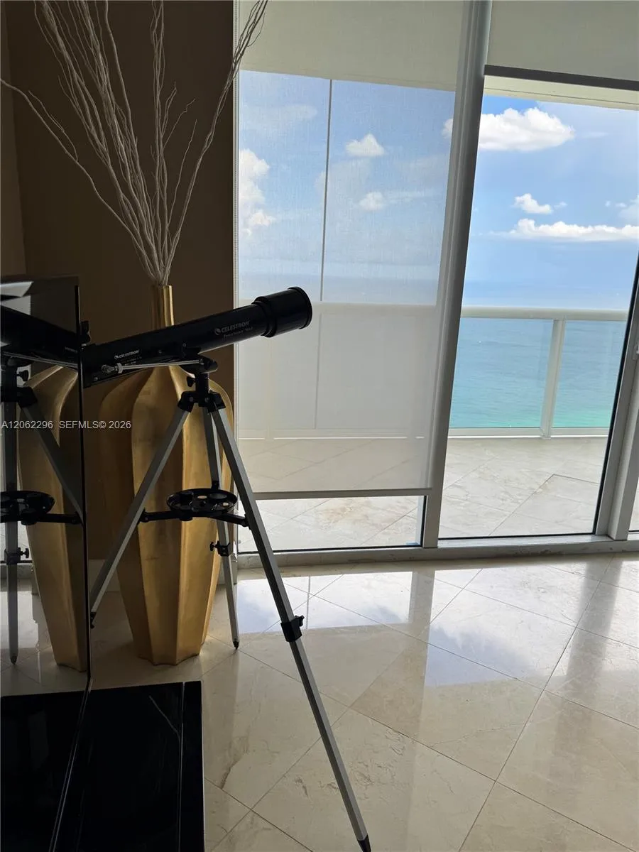 1850 S Ocean Dr #4203 Hallandale Beach, FL 33009