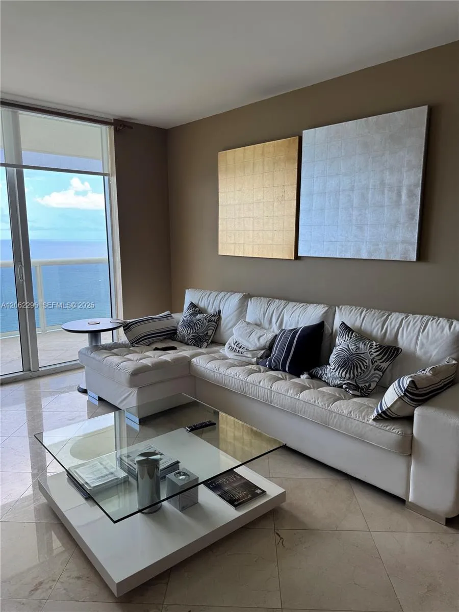 1850 S Ocean Dr #4203 Hallandale Beach, FL 33009
