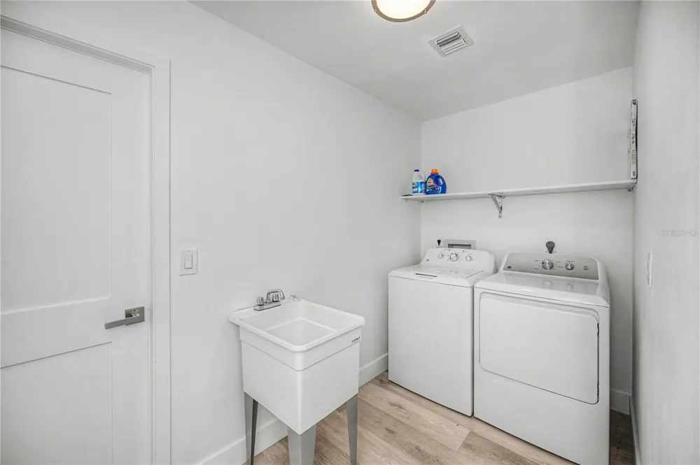 8152 SEASHELL STREET Englewood, FL 34224