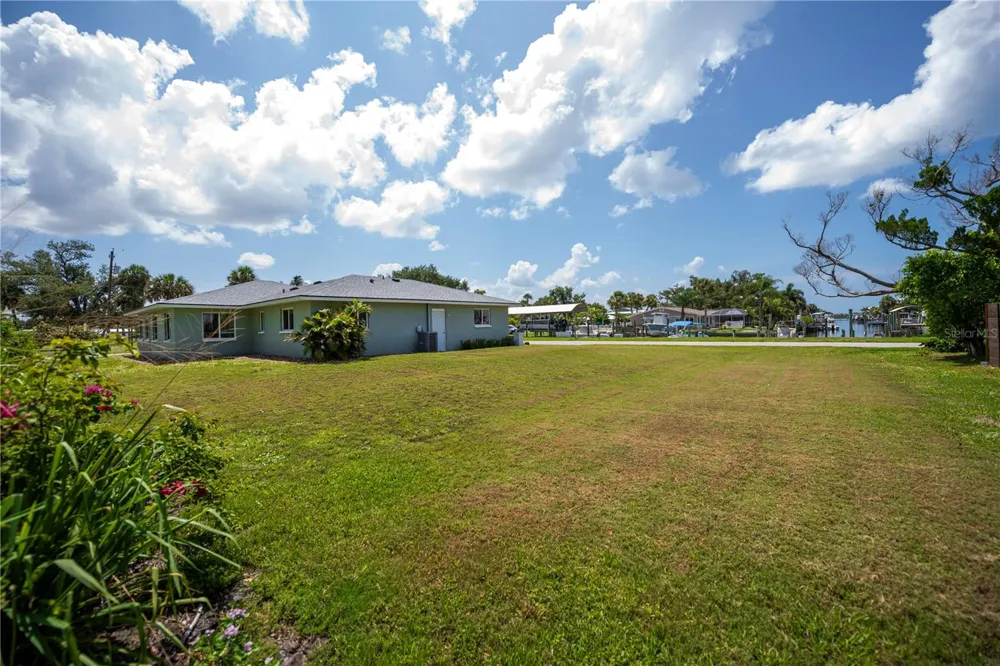 8152 SEASHELL STREET Englewood, FL 34224