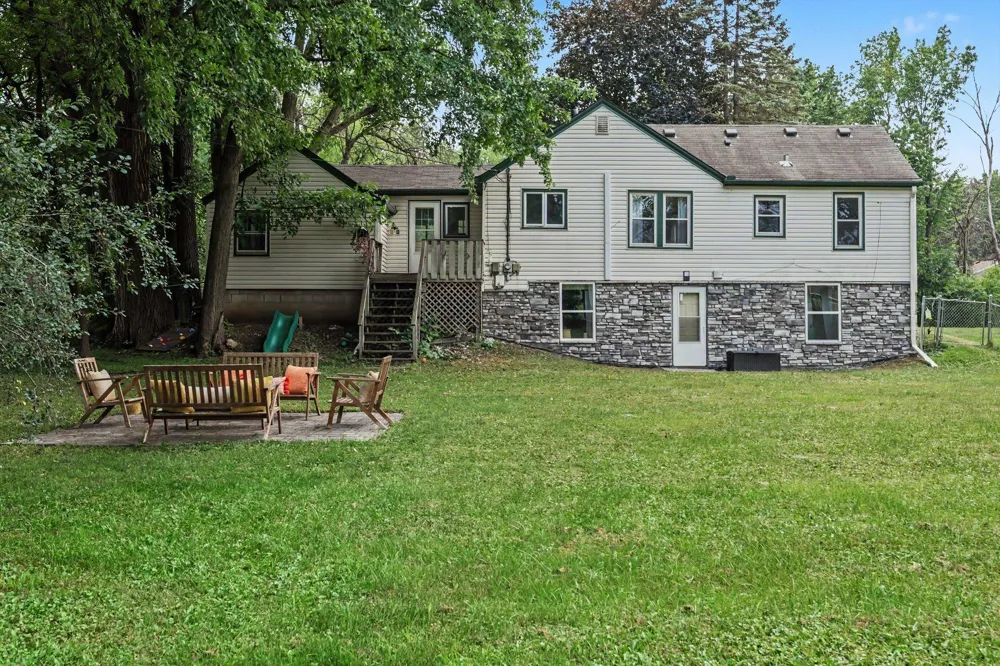 6356 48th Street Oakdale, MN 55128