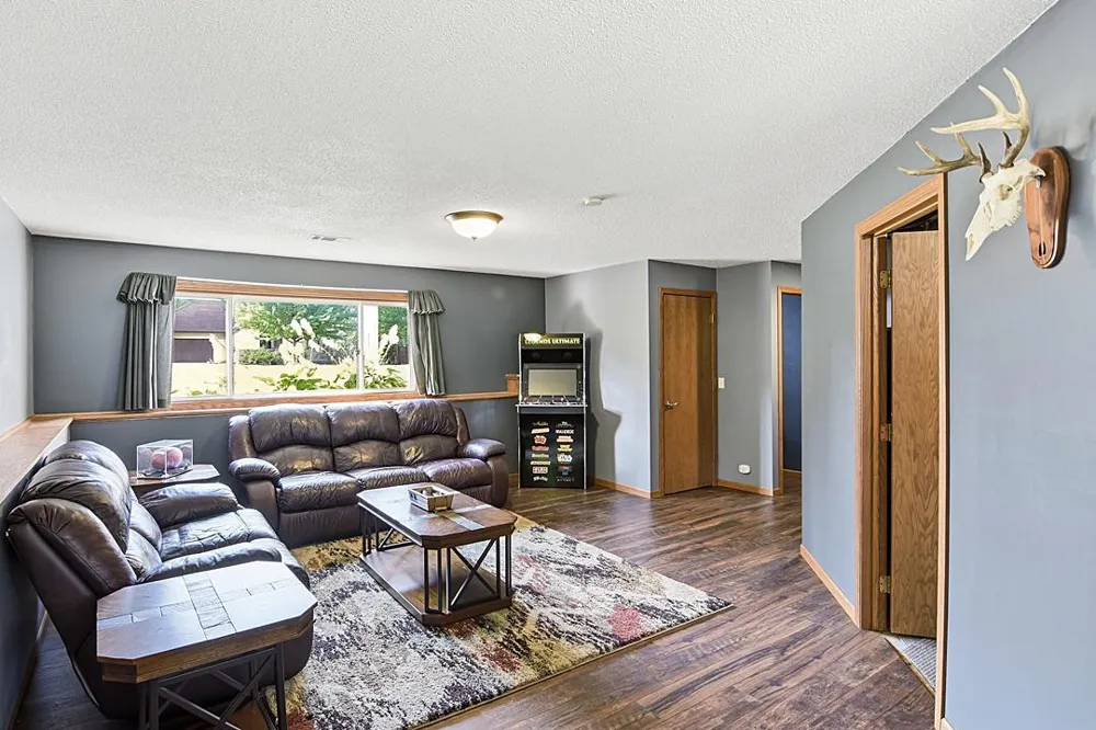 13534 Brenda Boulevard Becker, MN 55308
