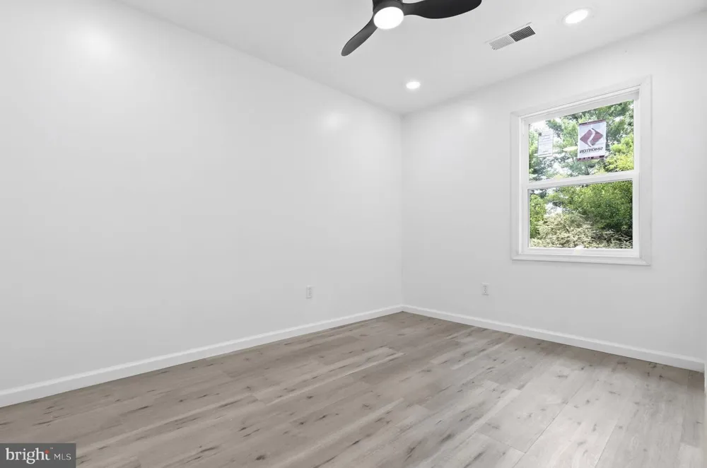 129 CATAWBA PLACE Hagerstown, MD 21742
